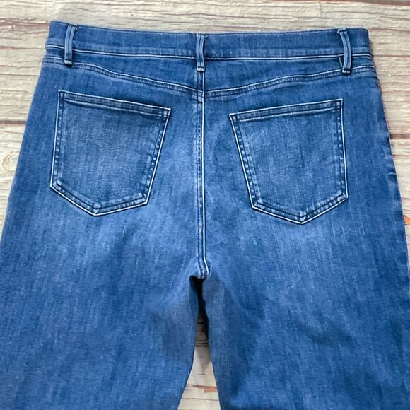 Ann Taylor Womens Jeans size 14 Dark Wash Straight Crop Ankle x28" Denim Stretch - Picture 9 of 10